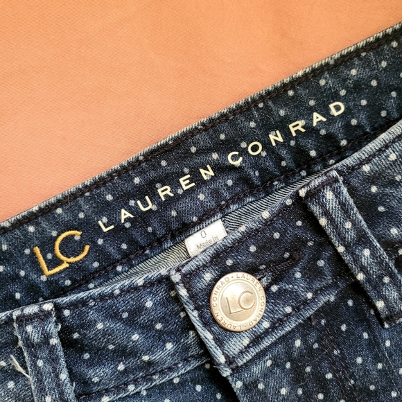Lauren Conrad Blue Polkadot White Washed Jeans - Picture 4 of 4